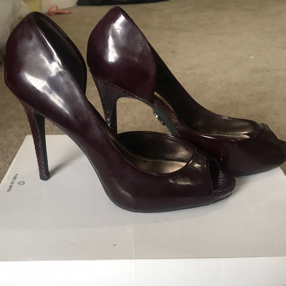 Jennifer Lopez heels